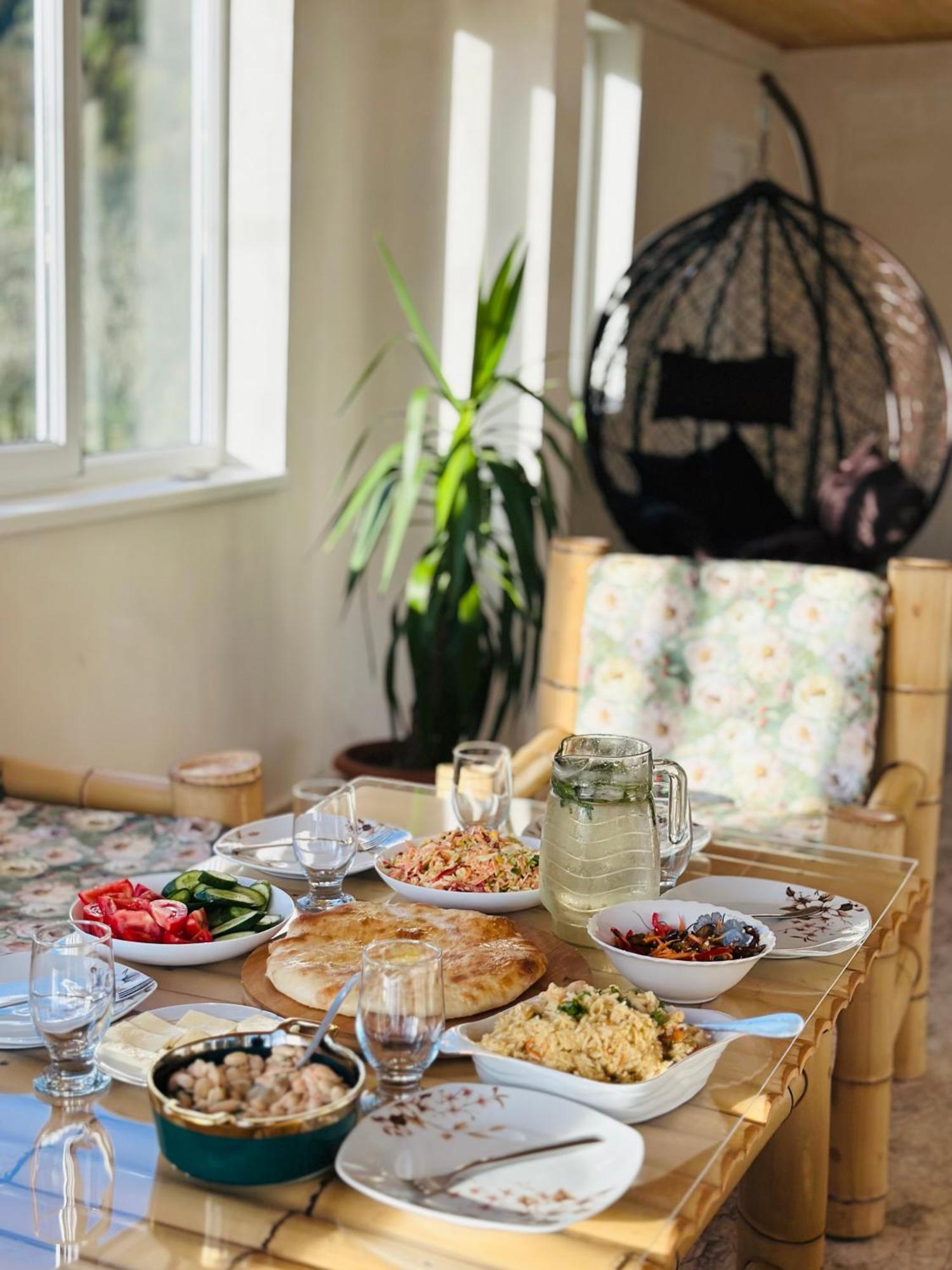 Guest House Victor Zhabeshi ภายนอก รูปภาพ