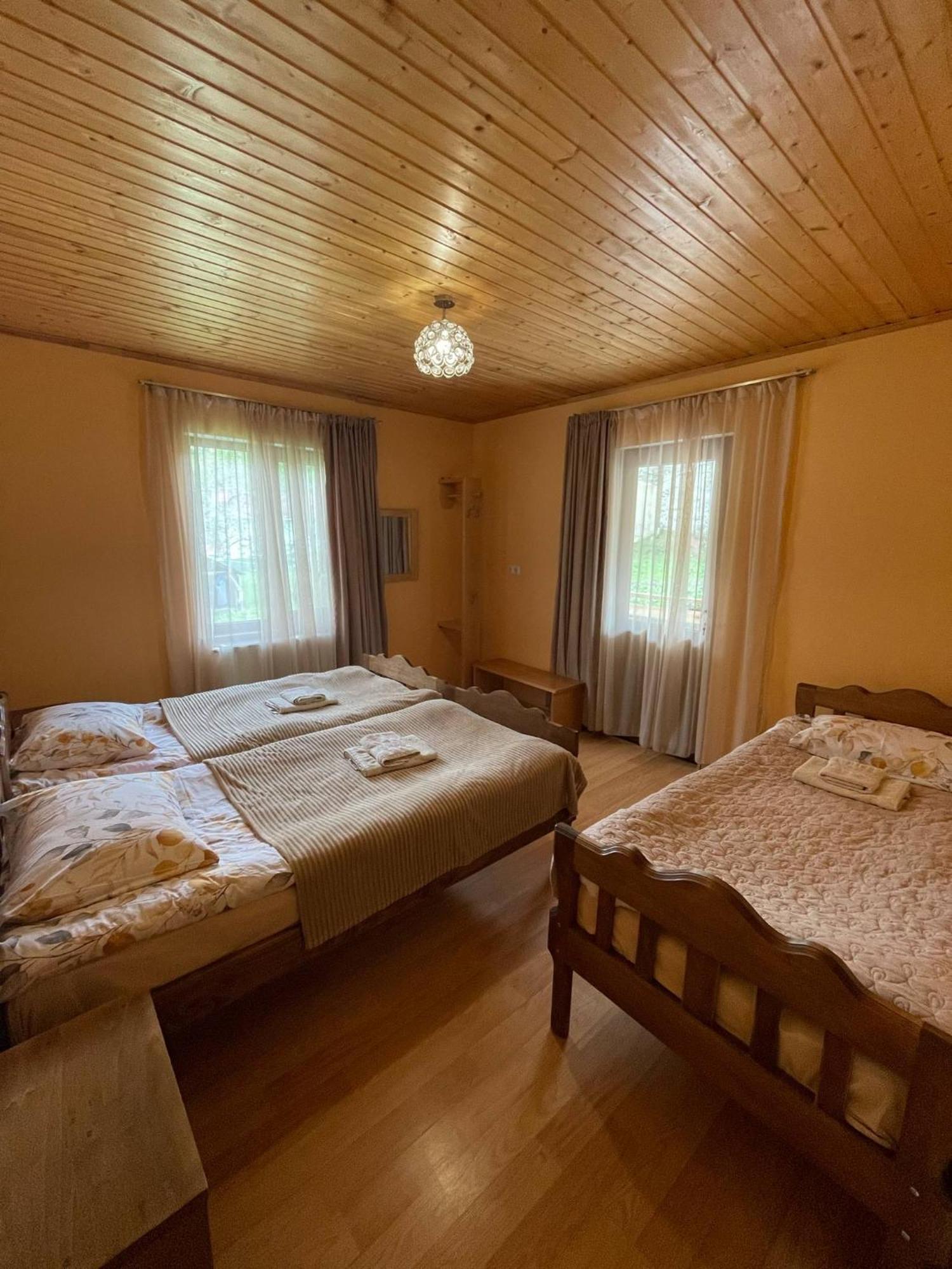 Guest House Victor Zhabeshi ภายนอก รูปภาพ